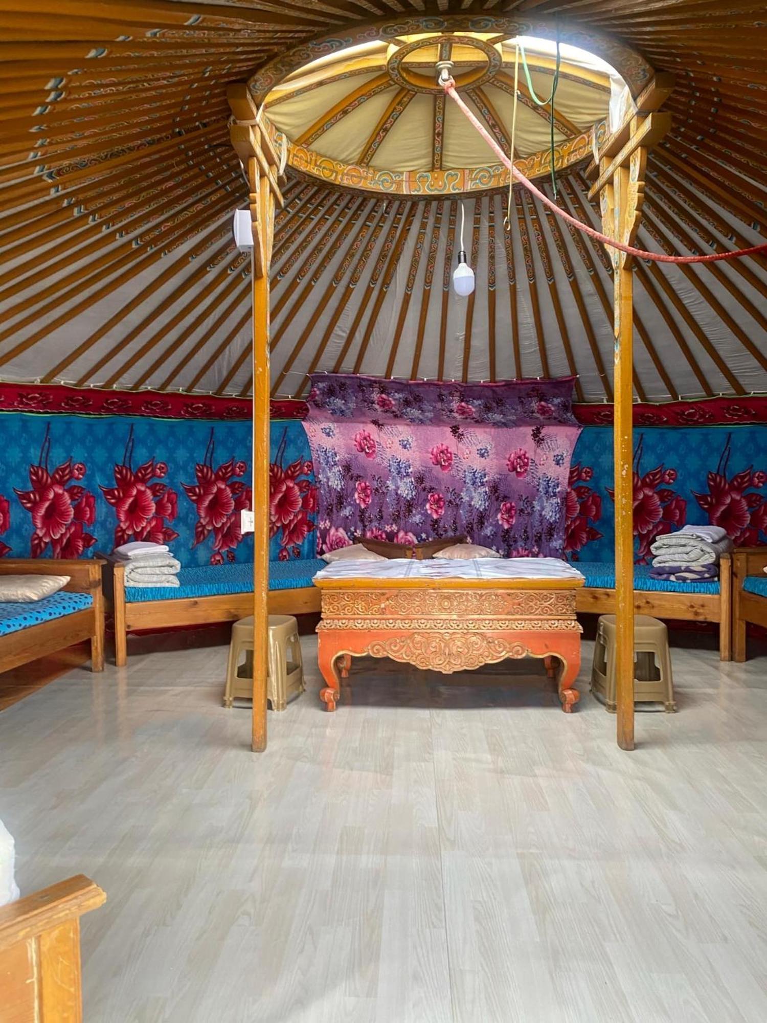 Harhorin Gaya'S Guest House מראה חיצוני תמונה
