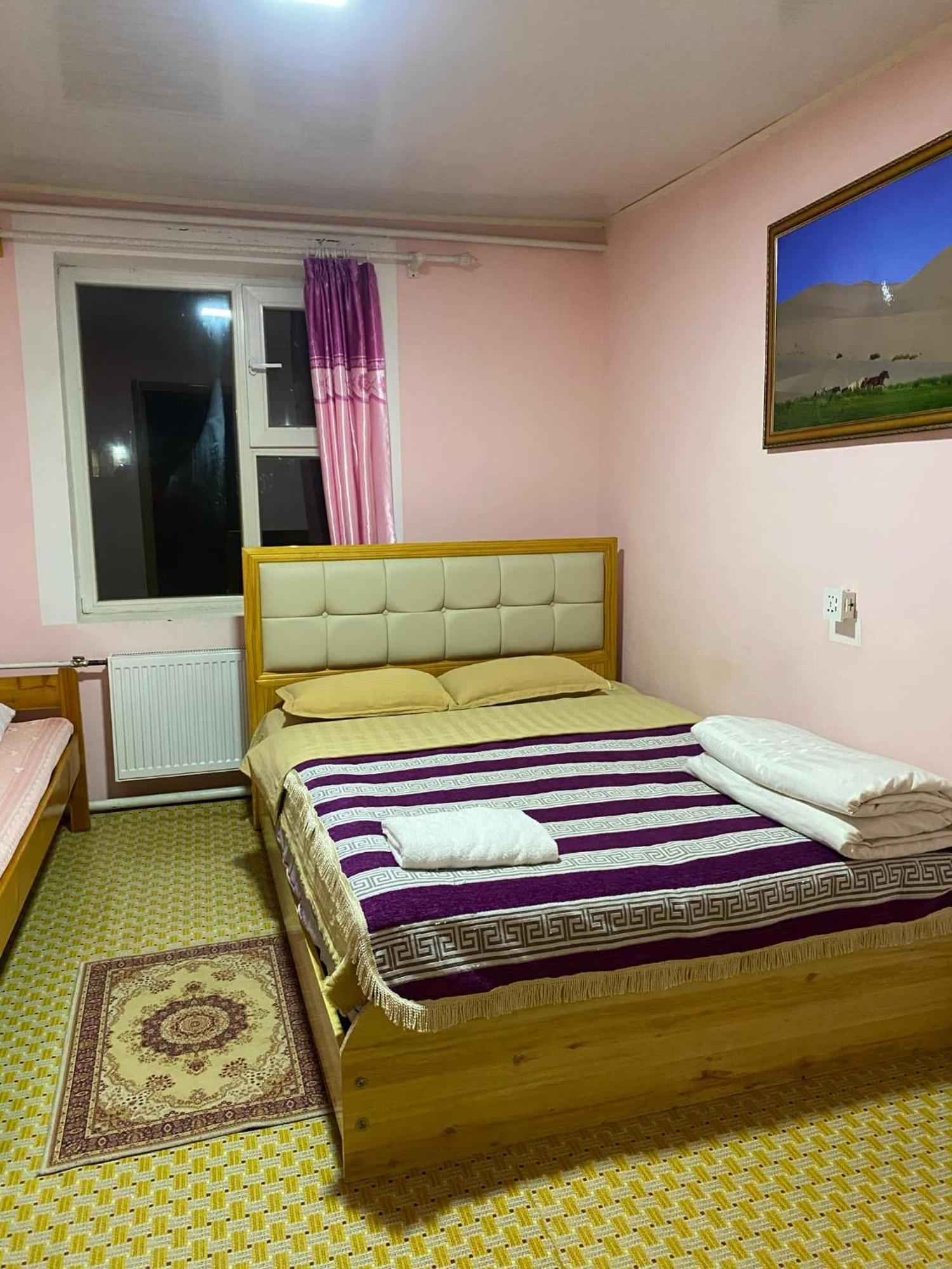 Harhorin Gaya'S Guest House מראה חיצוני תמונה
